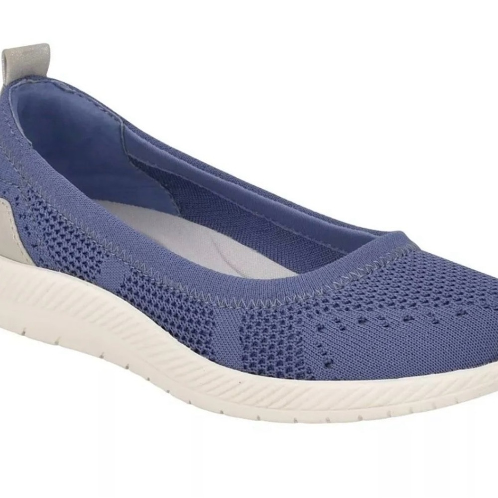 Blue and White Sporty Flats with Cushioned Sole Size 7.5